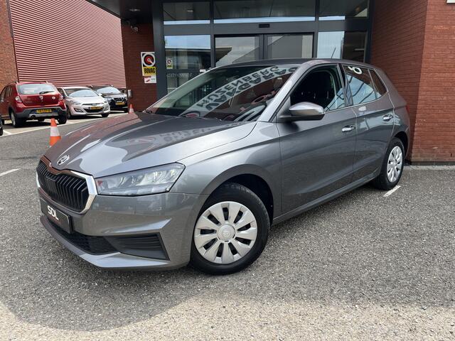 Skoda FABIA 1.0 Ambition // LED // CLIMA // CRUISE CONTROL // APPLE-ANDROID AUTO // PDC //