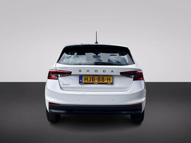 Skoda FABIA 1.0 TSI Essence | Carplay | Airco | Parkeersensoren achter |