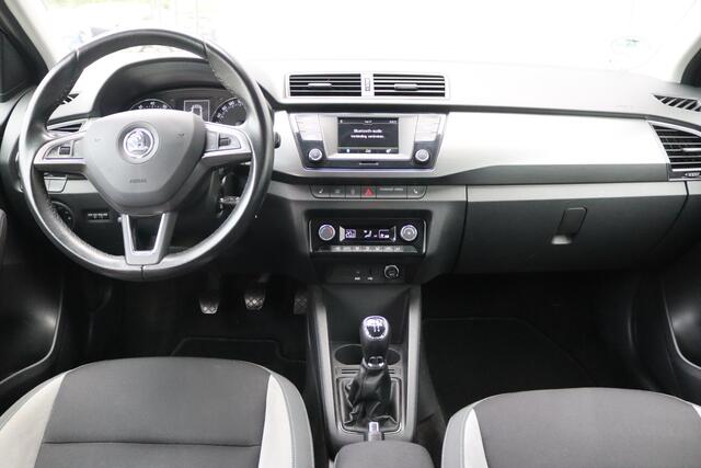 Skoda FABIA Combi 1.2 TSI 90PK JOY Trekhaak/Bluetooth/Stoelverwarming/Parkeerhulp/