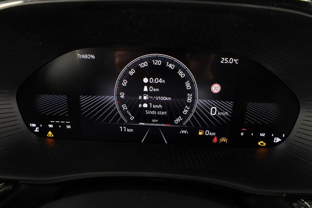 Skoda FABIA Monte Carlo 1.0 TSI 95 pk 5 versn. Hand | Stoelverwarming | Camera | Carplay |