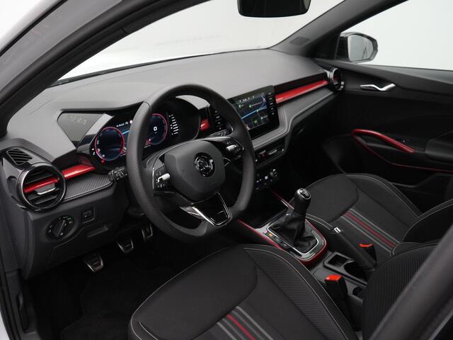 Skoda FABIA 1.0 TSI 95 pk Monte Carlo | Navigatie | Parkeersensoren achter | Climatronic | Carplay