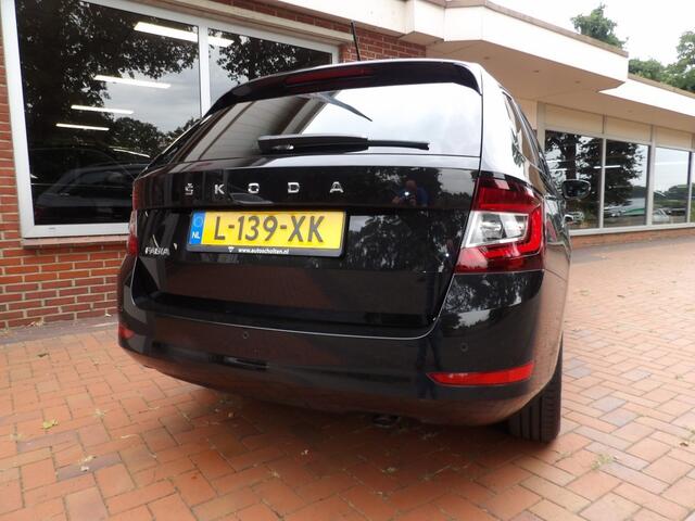 Skoda FABIA 1.0 TSI DSG7 Ambition station NAVI