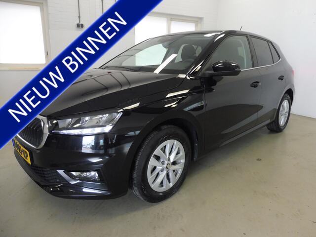 Skoda FABIA 1.0 TSI Business Edition Trekhaak | LED | Apple Carplay/Android | PDC | 1e eig | NL auto