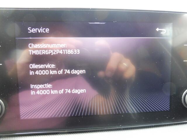 Skoda FABIA 1.0 TSI Business Edition Trekhaak | LED | Apple Carplay/Android | PDC | 1e eig | NL auto