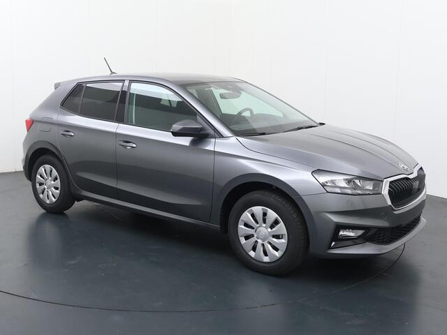 Skoda FABIA Selection 1.0 TSI 95 pk 17" All-season | Apple CarPlay / Android Auto | Parkeersensoren | Cruise control | Getint glas |