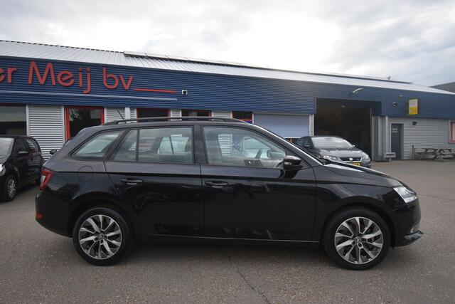 Skoda FABIA Combi 1.0 TSI Business Edition , TREKHAAK , NAVI , CR CONTROL , LMV16 , PDC A , AIRCO ,