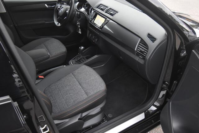 Skoda FABIA Combi 1.0 TSI Business Edition , TREKHAAK , NAVI , CR CONTROL , LMV16 , PDC A , AIRCO ,