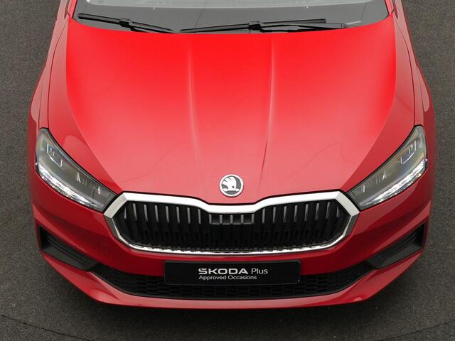 Skoda FABIA 1.0 MPI 80 pk Ambition | LED koplampen | Parkeersensoren achter | Navigatie via Apple Carplay / Android Auto | Cruise Control Adaptief | Airconditioning