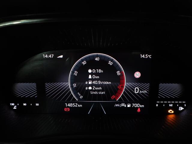 Skoda FABIA 1.0 TSI Monte Carlo 95pk | Verlengde garantie | Stoelverwarming | Achteruitrijcamera | Lichtmetalen velgen