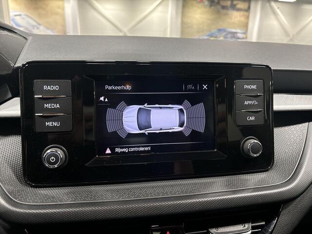 Skoda FABIA 1.0 TSI 95pk Ambition · Apple/Android Car · P-Sensoren · Airco · DAB · Cruise Control · Getint Glas · 15'' Inch · Garantie t/m 22-08-2027 of 100.000km