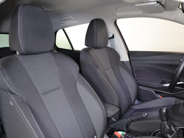 Skoda FABIA 1.0 TSI Business Edition 95 pk | Verlengde garantie | Navigatie via App | Parkeersensoren | Achteruitrijcamera | Stoelverwarming |