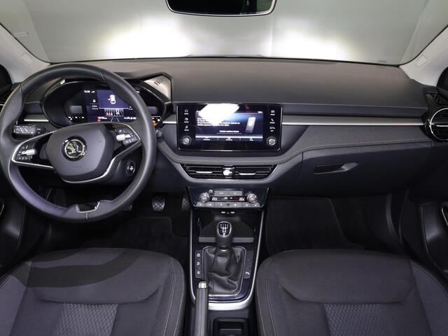 Skoda FABIA 1.0 TSI Business Edition 95 pk | Verlengde garantie | Navigatie via App | Parkeersensoren | Achteruitrijcamera | Stoelverwarming |