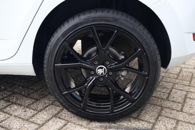 Skoda FABIA 1.0 TSI 95PK Active 5-drs Stoelverwarming|17inch|Rijklaar