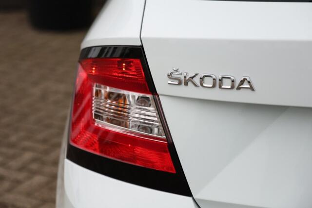 Skoda FABIA 1.0 TSI 95PK Active 5-drs Stoelverwarming|17inch|Rijklaar