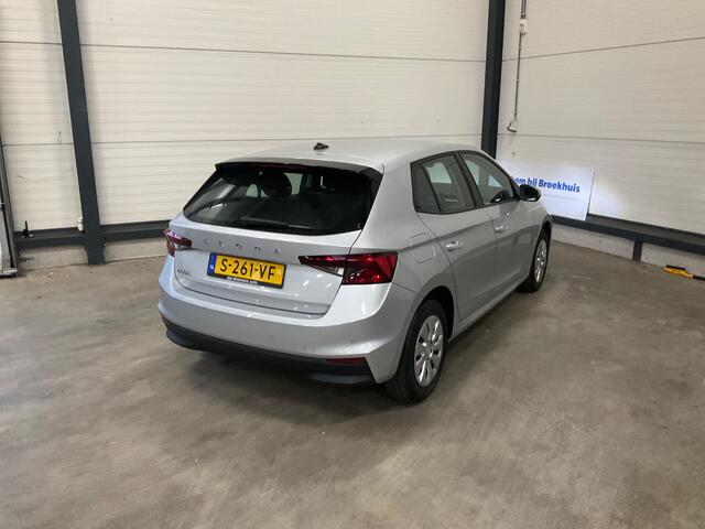 Skoda FABIA 1.0 TSI Ambition AUT! Carplay! Apk 5-2027! VERWACHT!