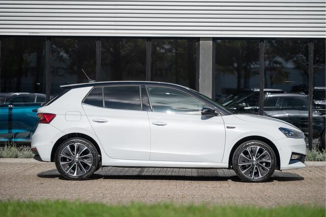 Skoda FABIA 1.0 TSI 110pk DSG First Edition | Nieuw model | VOL | Virtual | Navi | Camera | Park Assist | Stoel- Stuurverw. | Color Concept | 17"