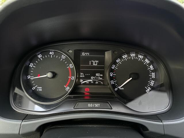 Skoda FABIA Combi 1.0 Ambition | Trekhaak | PDC Achter | Airco | Radio | Cruise Control | RIJKLAARPRIJS INCL 12 MAANDEN GARANTIE EN BEURT