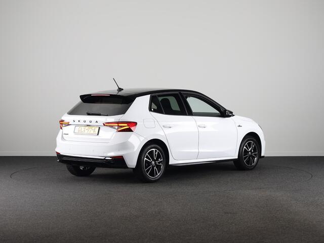 Skoda FABIA 1.0 TSI Monte Carlo 95 pk | Verlengde garantie | Navigatie via App | Parkeersensoren | Achteruitrijcamera | Stoelverwarming |