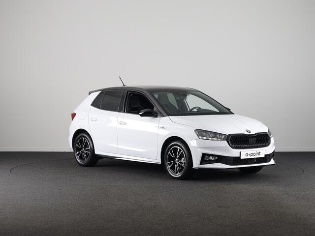 Skoda FABIA 1.0 TSI Monte Carlo 95 pk | Verlengde garantie | Navigatie via App | Parkeersensoren | Achteruitrijcamera | Stoelverwarming |