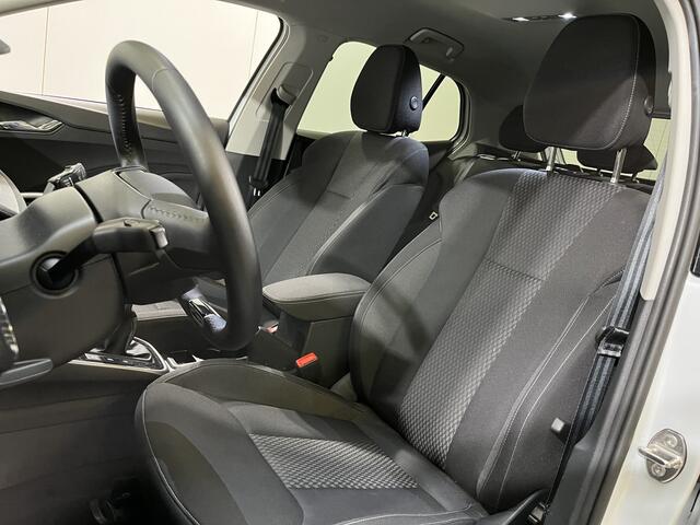 Skoda FABIA 1.0 TSI Business Edition / FABRIEKSGARANTIE TOT 2028/ CRUISE/ KEYLESS/ LED/ DIGITAL DASH/ LEDER STUUR/ CLIMA/ STOEL VERWARM./ PARK. SENSOREN + CAMERA/ SMARTLINK/ 16" LMV