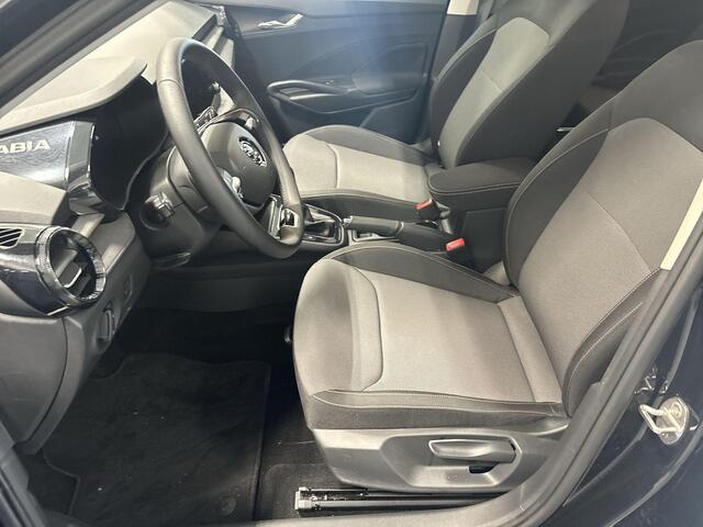 Skoda FABIA 1.0 TSI 115pk DSG Selection · Apple/Android Car Play · P-Sensoren · Airco · Getint Glas · 15'' Inch · Garantie t/m 21-10-2028 of 100.000km