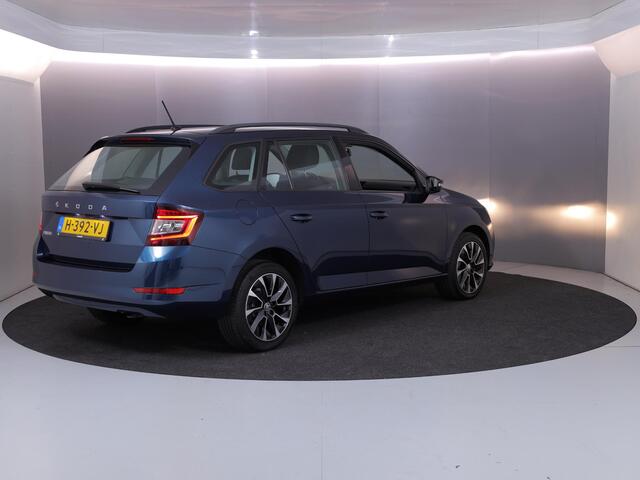 Skoda FABIA Combi 1.0 TSI Business Edition 95 pk | Navigatie via App | Parkeersensoren achter | Achteruitrijcamera | Cruise control |