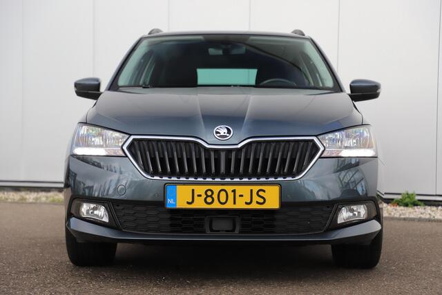 Skoda FABIA Combi 1.0 TSI Business Edition 95PK Trekhaak 16 inch LMV Navigatie Carplay Android Airco Cruise Control Parkeersensor Getint Glas