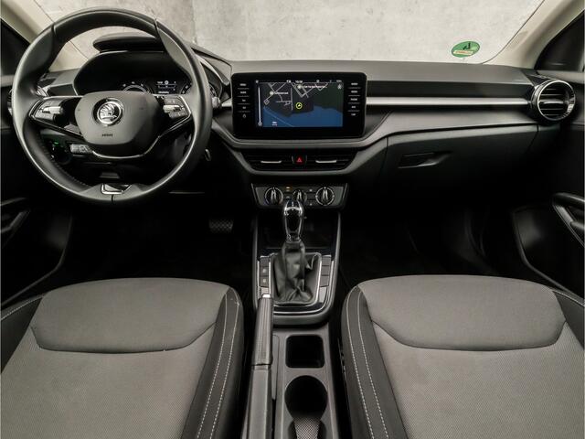 Skoda FABIA 1.0 TSI Sport Automaat (APPLE CARPLAY, GROOT NAVI, STOELVERWARMING, ADAPTIVE CRUISE, SPORTSTOELEN, LED KOPLAMPEN, LANE ASSIST, NIEUWE APK, NIEUWSTAAT)