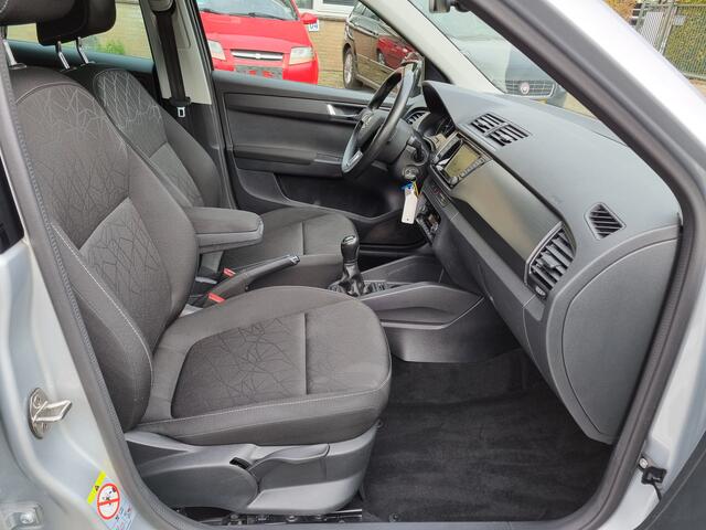 Skoda FABIA Combi 1.0 TSI Clever ?COMPLEET ?CARPLAY ?TREKHAAK ?GARANTIE