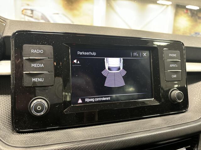 Skoda FABIA 1.0 TSI 110pk DSG Ambition · Airco · Apple/Android Car Play · P-Sensoren · DAB · Getint Glas · Cruise Control · 15'' Inch · Garantie t/m 16-10-2027 of 100.000km