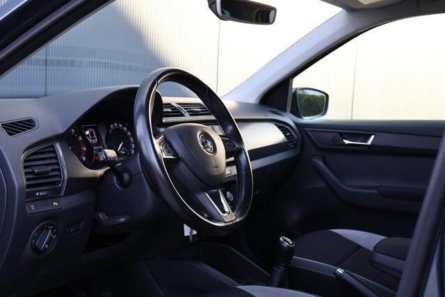 Skoda FABIA 1.0 Joy | Stoelverwarming | Cruise Control | Climate Control | DAB+ | Lichtmetaal