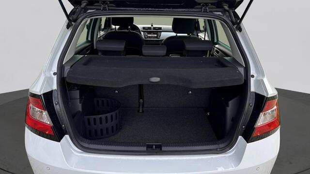 Skoda FABIA 1.2 TSI Drive / 1e Eigenaar / Cruise control / Parkeersensoren