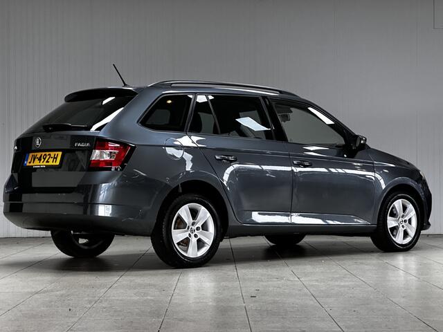 Skoda FABIA Combi 1.4 TDI Ambition Business/ 15'' LMV/ Navi/ Airco/ Cruise/ Elek. pakket/ Isofix/ Bluetooth/ Armsteun/ Multi. LEDER. Stuur/ 15'' LMV/ Mistl./ PDC/ Extra getint glas/ Dakrails.