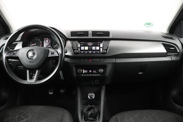 Skoda FABIA Combi 1.0 Clever | Carplay/Android auto | Trekhaak | Stoelverwarming |