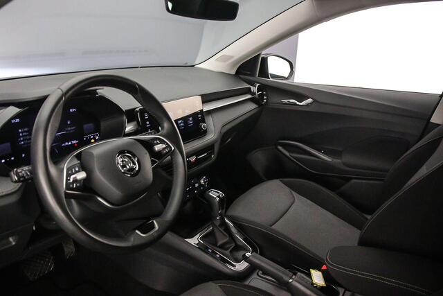 Skoda FABIA Selection 1.0 TSI 115pk DSG Automaat Cruise control, Stoelverwarming, Parkeersensor achter, Stuurwiel verwarmd, App connect, Airco, LED koplampen, DAB, Radio