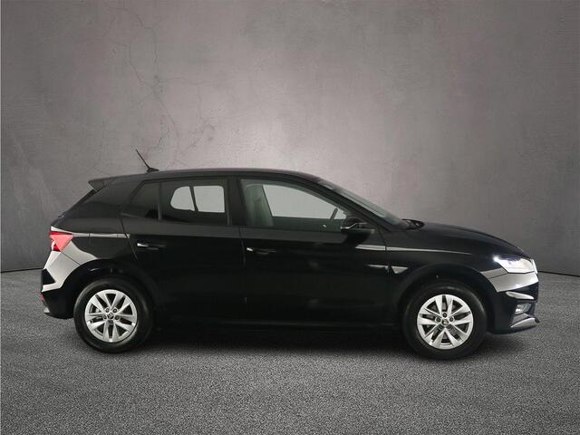 Skoda FABIA Selection 1.0 TSI 115pk DSG Automaat Cruise control, Stoelverwarming, Parkeersensor achter, Stuurwiel verwarmd, App connect, Airco, LED koplampen, DAB, Radio