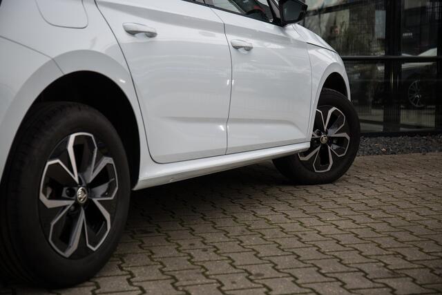 Skoda Kamiq 1.0 TSI Sport Business Blackline , Adap. cruise, Carplay,