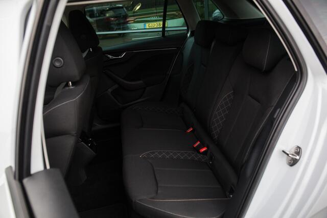 Skoda Kamiq 1.0 TSI Sport Business Blackline , Adap. cruise, Carplay,