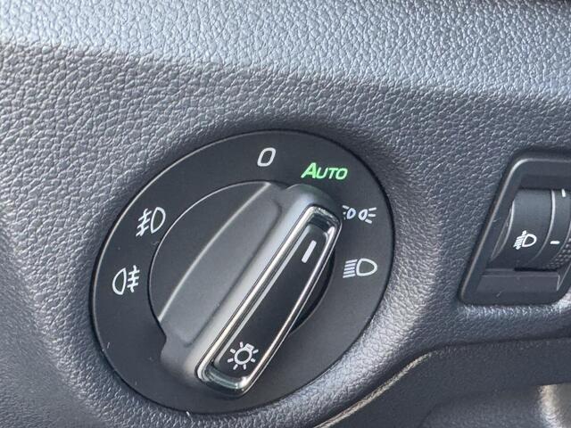 Skoda Kamiq 1.0 TSI Ambition 110pk Facelift | PDC | APP-Navi || ECC