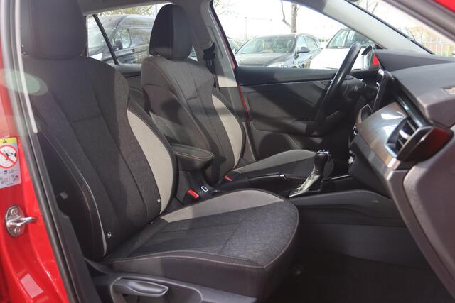 Skoda Kamiq 1.0 TSI BUSINESS EDITION AUT. | LED | VIRT. COCKP. | STOELVERW. | CARPLAY | CRUISE | CLIMATE