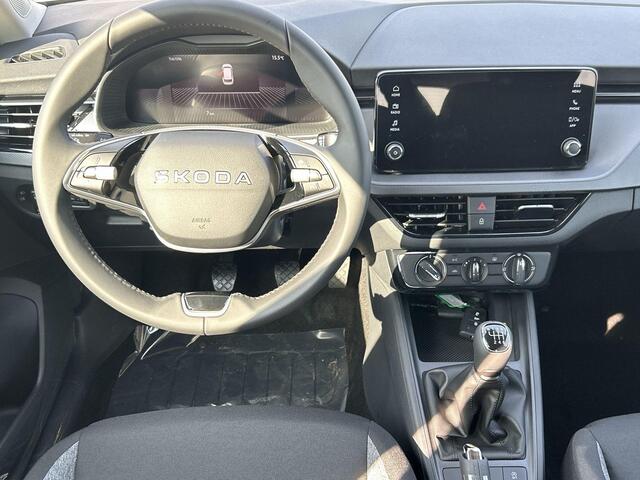 Skoda Kamiq Essence 1.0 TSI 85 kW / 115 PK SUV 6 versn. Hand | 1500,- Euro Inruilpremie | Privatelease 369,- Per Maand!!