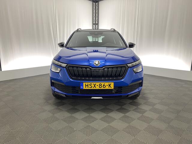 Skoda Kamiq 1.0 TSI Sport Monte Carlo Automaat | Apple Carplay | Pano-Dak | Camera | Climate Control |