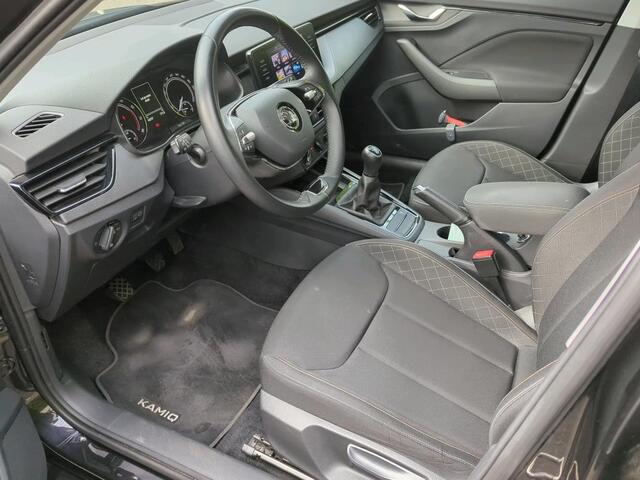 Skoda Kamiq 1.0 TSI 110pk Ambition / Smart Link / Airco / 16" LMV