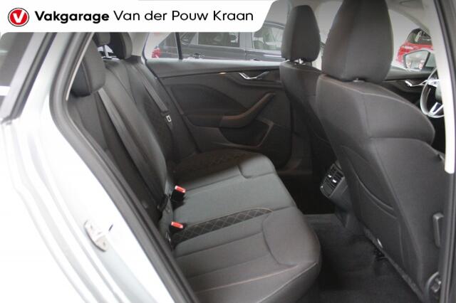 Skoda Kamiq 1.0 TSI Ambition DSG Airco / Cruise Control / Navigatie