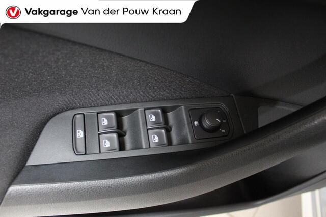 Skoda Kamiq 1.0 TSI Ambition DSG Airco / Cruise Control / Navigatie