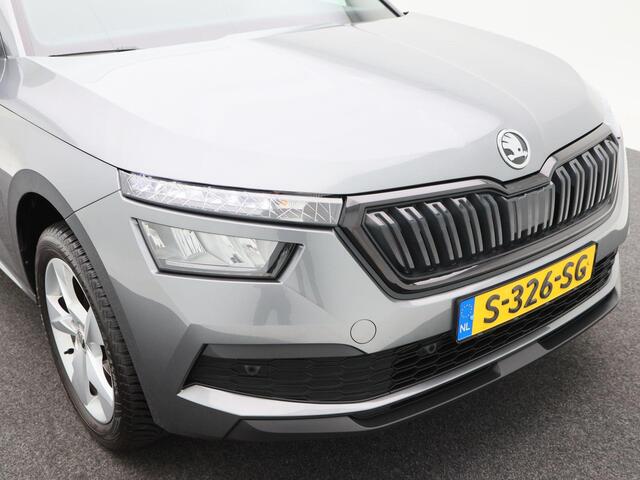 Skoda Kamiq 1.0 TSi 110 Pk Automaat Sport Business | Camera | Sensoren | Cruise | Carplay | LED | Stoel Verwarming | Climate Control | 17 Inch | 54.336 Km!!