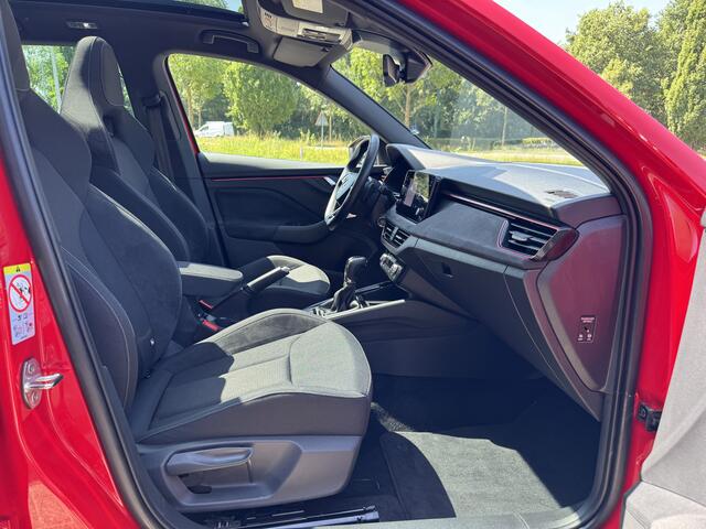 Skoda Kamiq 1.0 TSI DSG 110 pK Sport Business | Panoramadak | Sportstoelen & Sportstuur | CARPLAY | Camera |