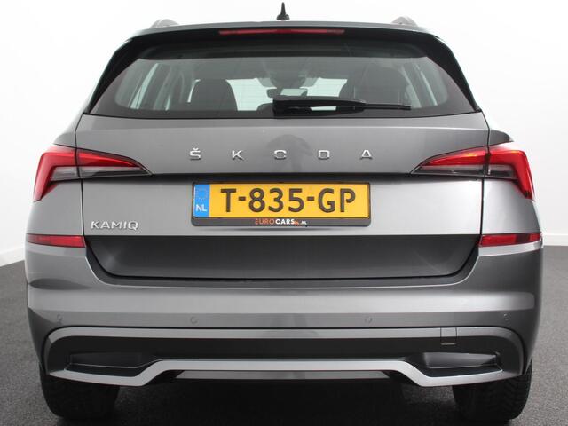 Skoda Kamiq 1.0 TSI Automaat Ambition Navigatie Apple Carplay / Android Auto Adaptive Cruise Control Lane Assist Parkeersensoren Achter DAB