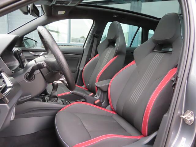 Skoda Kamiq 1.5 TSI ACT Monte Carlo | pano dak | stoelverwarming | stuurwielverwarming | elektrisch verstelbare stoel