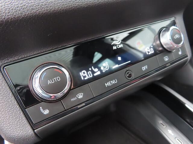 Skoda Kamiq 1.5 TSI ACT Monte Carlo | pano dak | stoelverwarming | stuurwielverwarming | elektrisch verstelbare stoel